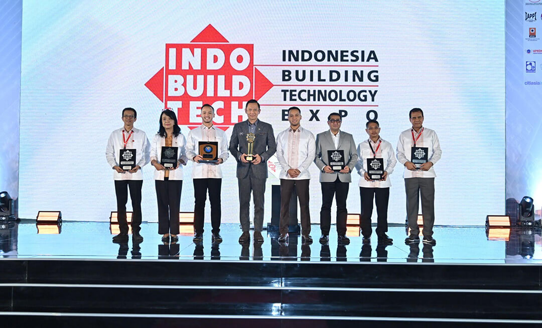 Pembukaan IndoBuildTech Expo Part 1 2026 dirangkaikan dengan pemberian penghargaan kepada pelaku industri bangunan, arsitektur, dan konstruksi.